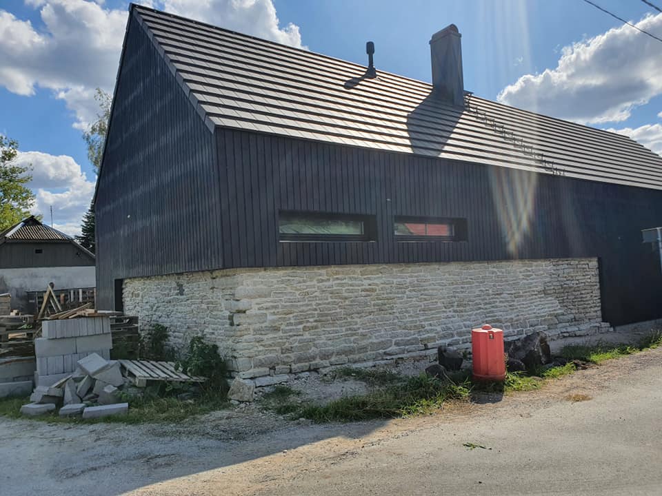 Fassaaditöö Kaberneemes